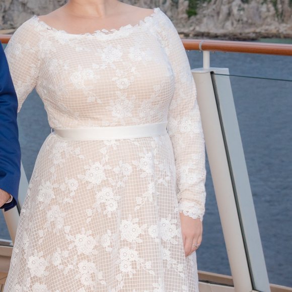 BHLDN Wedding Justine Gown Ivory Lace Over Cream - Picture 7 of 15